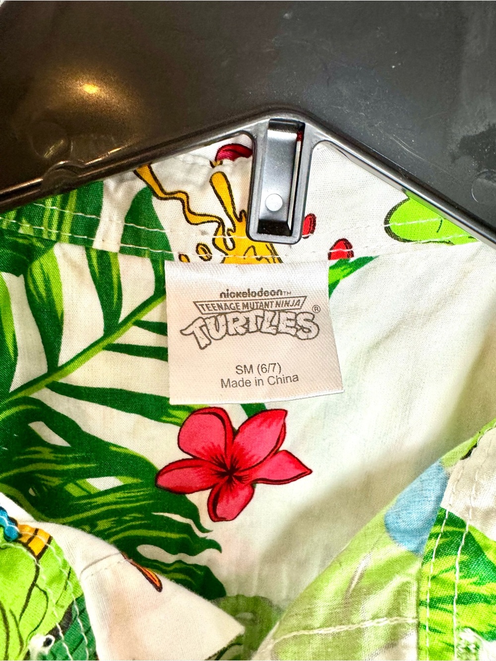 NickelodeonTeenage Mutant Ninja Turtles Hawaiian Shirt Youth Small 6/7 Button Up - Picture 4 of 5
